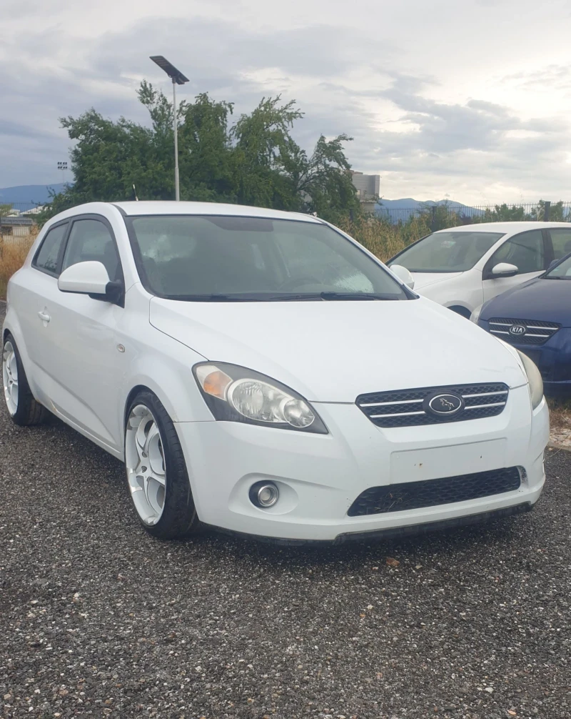 Kia Pro ceed LPG/Газ - 3999 € / 7821.36 лв. - 59247469 1 | Car24.bg Kia Pro ceed LPG/Газ - 3999 € / 7821.36 лв. - 59247469 1