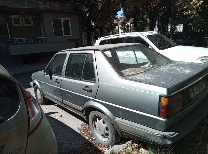 VW Jetta 1, 6 дизел - 450 € - 46410416 1 | Car24.bg VW Jetta 1, 6 дизел - 450 € - 46410416 1