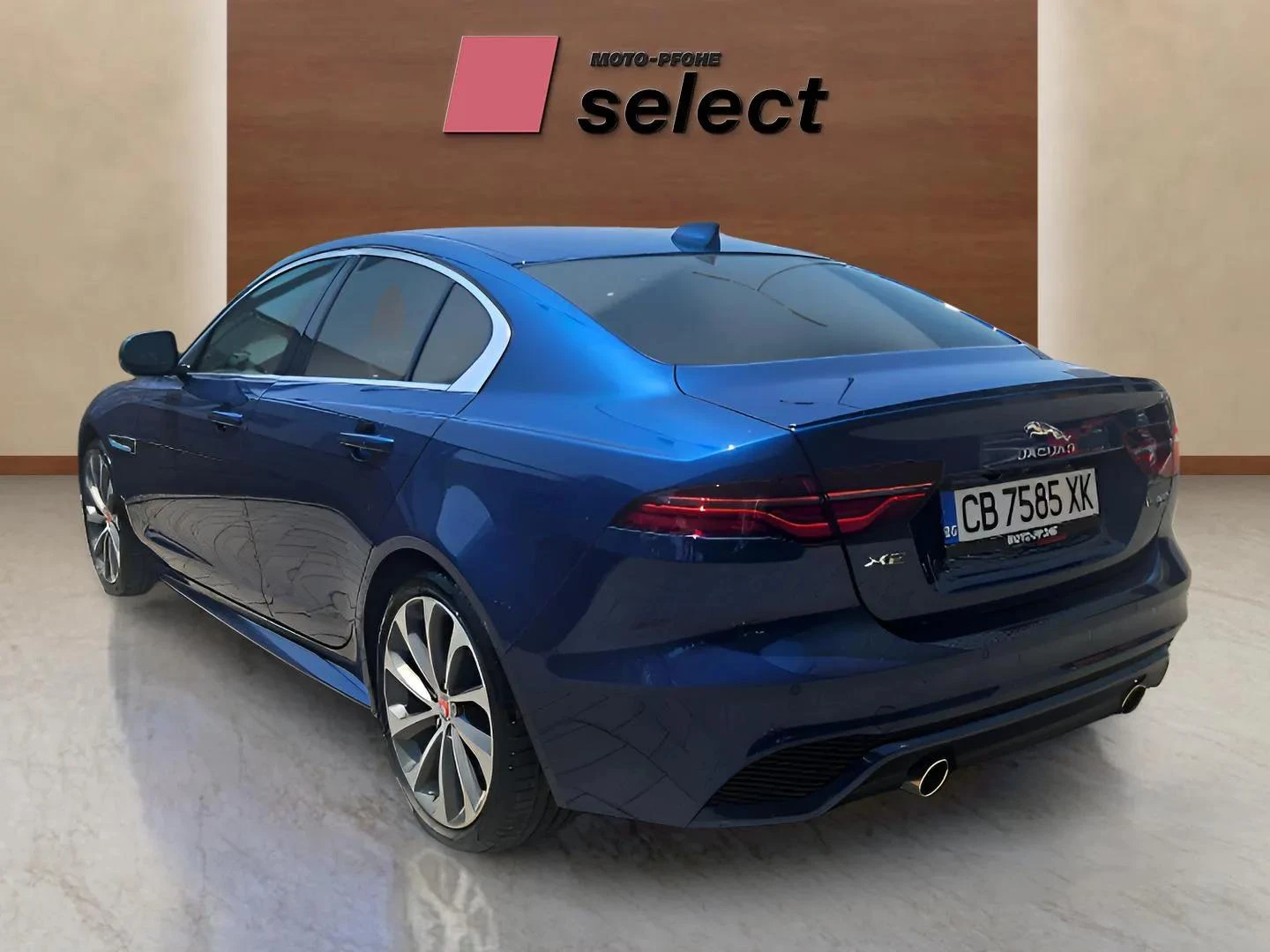 Jaguar XE 2.0P - изображение 6 | Auto.bg Jaguar XE 2.0P - изображение 6