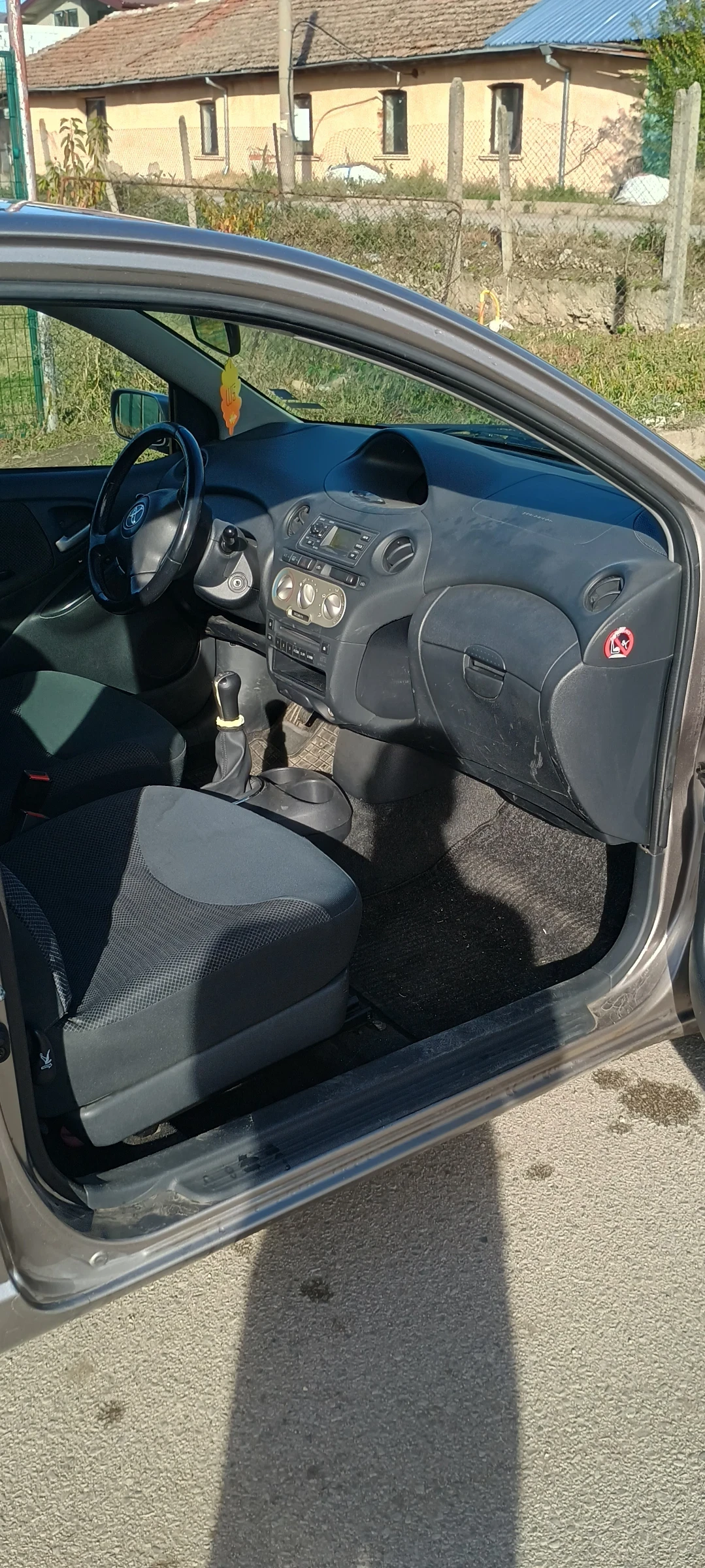 Toyota Yaris 1.4 D4D - изображение 7 | Auto.bg Toyota Yaris 1.4 D4D - изображение 7