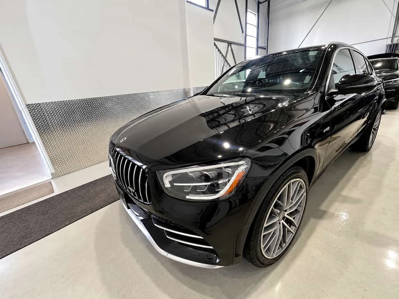Mercedes-Benz GLC 43 AMG * CARFAX * ОПЦИЯ ЗА ФИНАНСИРАНЕ | Auto.bg — изображение 1 Mercedes-Benz GLC 43 AMG * CARFAX * ОПЦИЯ ЗА ФИНАНСИРАНЕ | Auto.bg — изображение 1