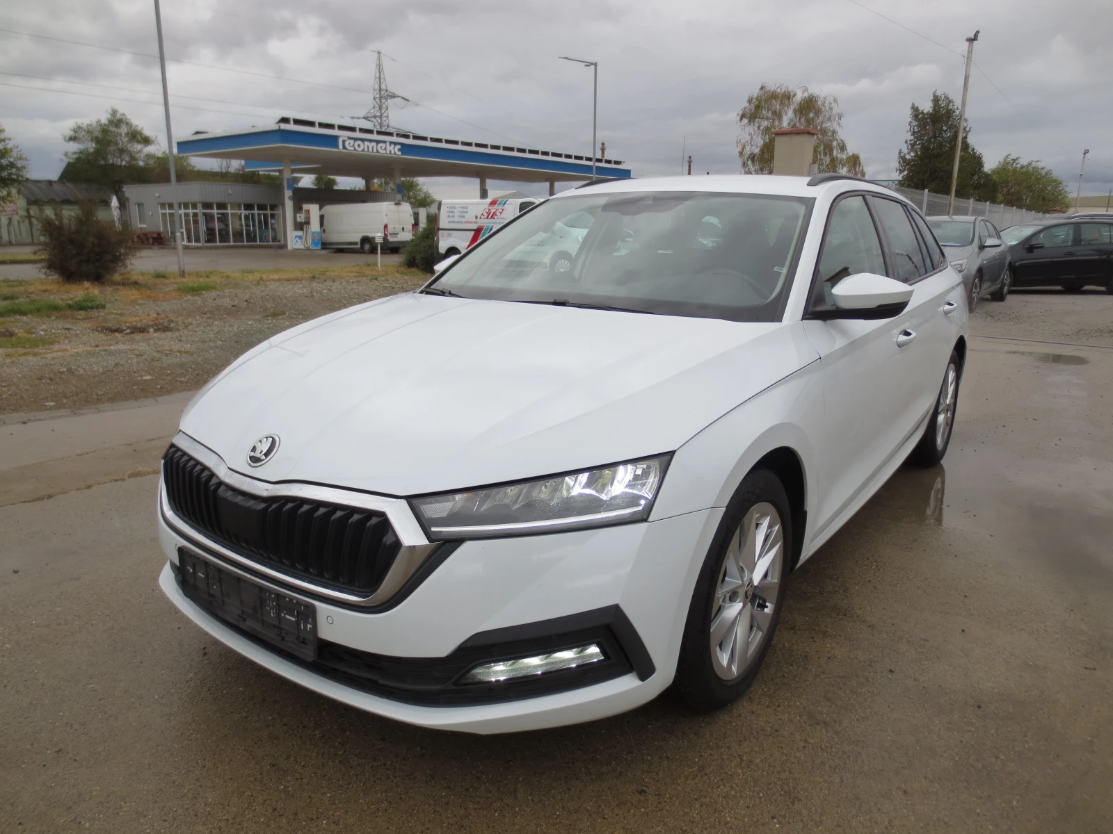 Skoda Octavia 2.0 TDI | Auto.bg — изображение 1 Skoda Octavia 2.0 TDI | Auto.bg — изображение 1