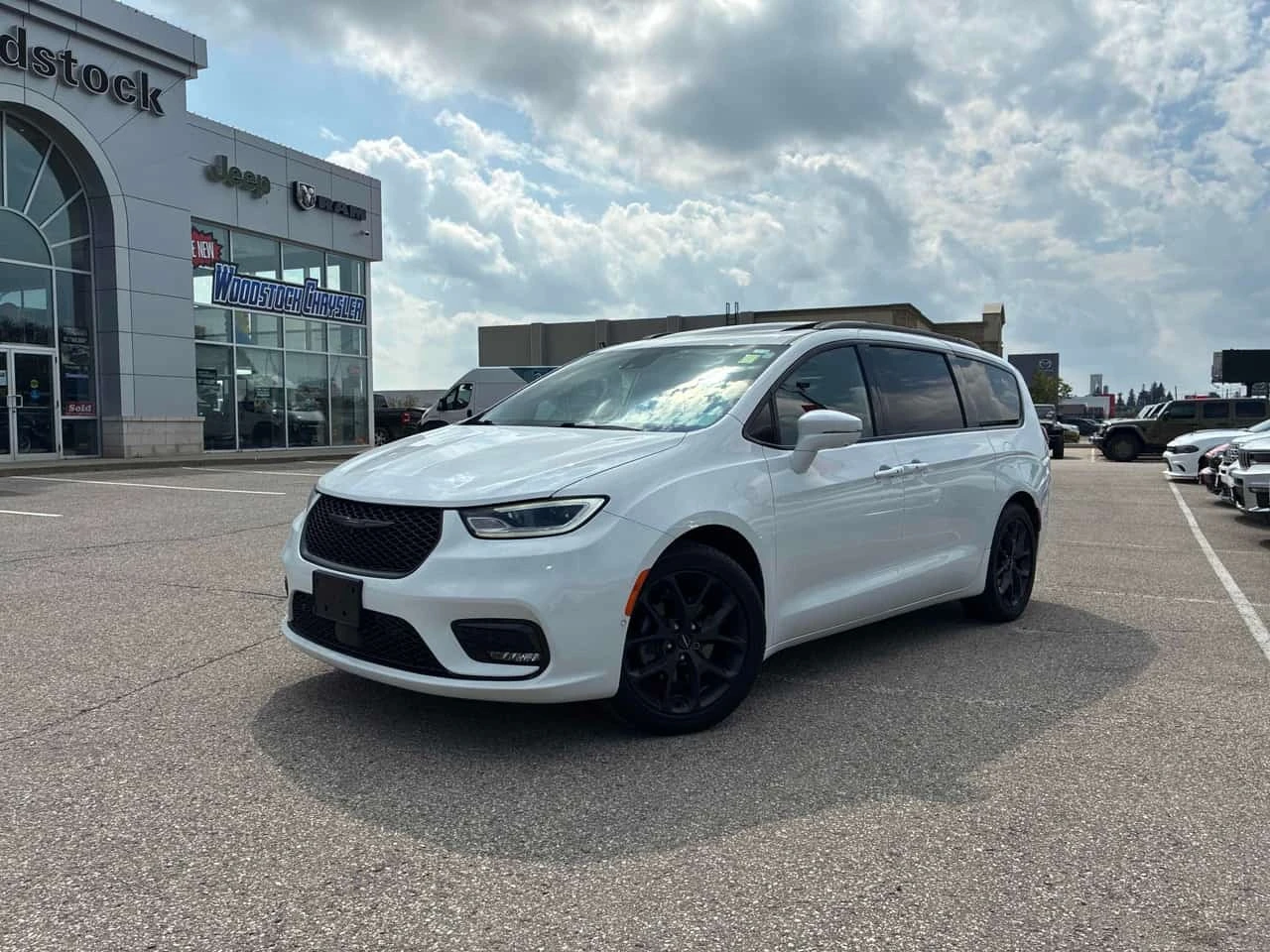 Chrysler Pacifica * Limited * АВТОКРЕДИТ БЕЗ ПЪРВОНАЧАЛНА ВНОСКА* | Auto.bg — изображение 1 Chrysler Pacifica * Limited * АВТОКРЕДИТ БЕЗ ПЪРВОНАЧАЛНА ВНОСКА* | Auto.bg — изображение 1