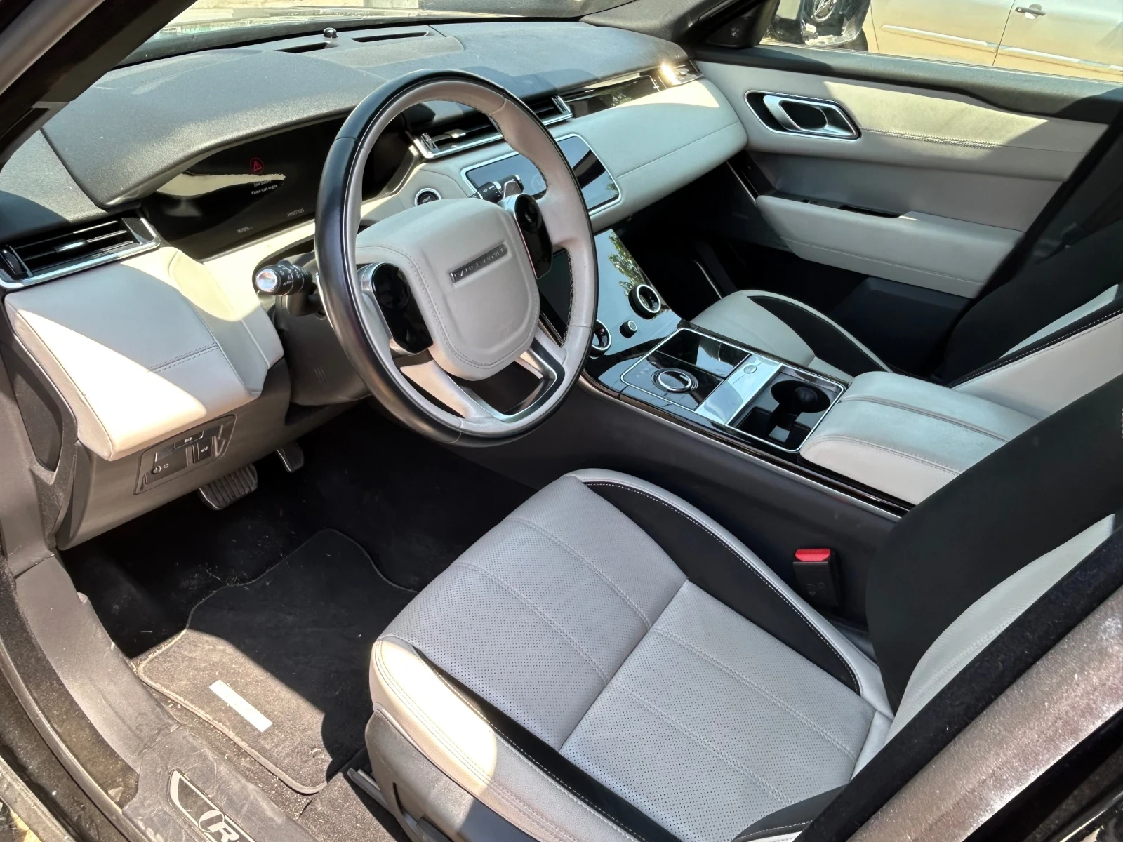 Land Rover Range Rover Velar P300 - изображение 9 | Auto.bg Land Rover Range Rover Velar P300 - изображение 9