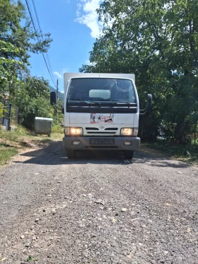 Nissan Capstar Товарен