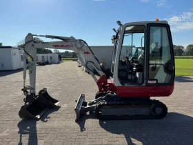 Багер Takeuchi TB228 | Auto.bg — изображение 2 Багер Takeuchi TB228 | Auto.bg — изображение 2