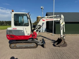 Багер Takeuchi TB228 | Auto.bg — изображение 6 Багер Takeuchi TB228 | Auto.bg — изображение 6