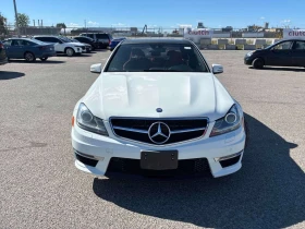 Mercedes-Benz C 63 AMG 4dr Sdn RWD * CARFAX * ШИБИ * АВТОФИНАНСИРАНЕ * | Auto.bg — изображение 5 Mercedes-Benz C 63 AMG 4dr Sdn RWD * CARFAX * ШИБИ * АВТОФИНАНСИРАНЕ * | Auto.bg — изображение 5