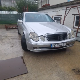 Снимка Mercedes-Benz E 270