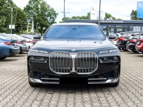 BMW 750 e/xDrive/MASS/PANO/HUD/EXECUTIVE/360/ICONIC GLOW/ - 79980 € - 68636456 2 | Car24.bg BMW 750 e/xDrive/MASS/PANO/HUD/EXECUTIVE/360/ICONIC GLOW/ - 79980 € - 68636456 2
