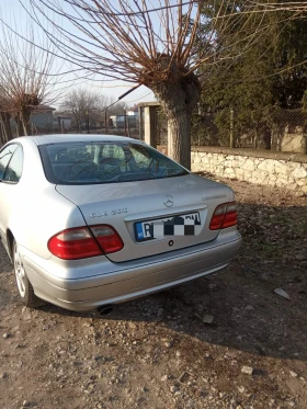 Mercedes-Benz CLK - 1400 € / 2738.16 лв. - 55463534 2 | Car24.bg Mercedes-Benz CLK - 1400 € / 2738.16 лв. - 55463534 2