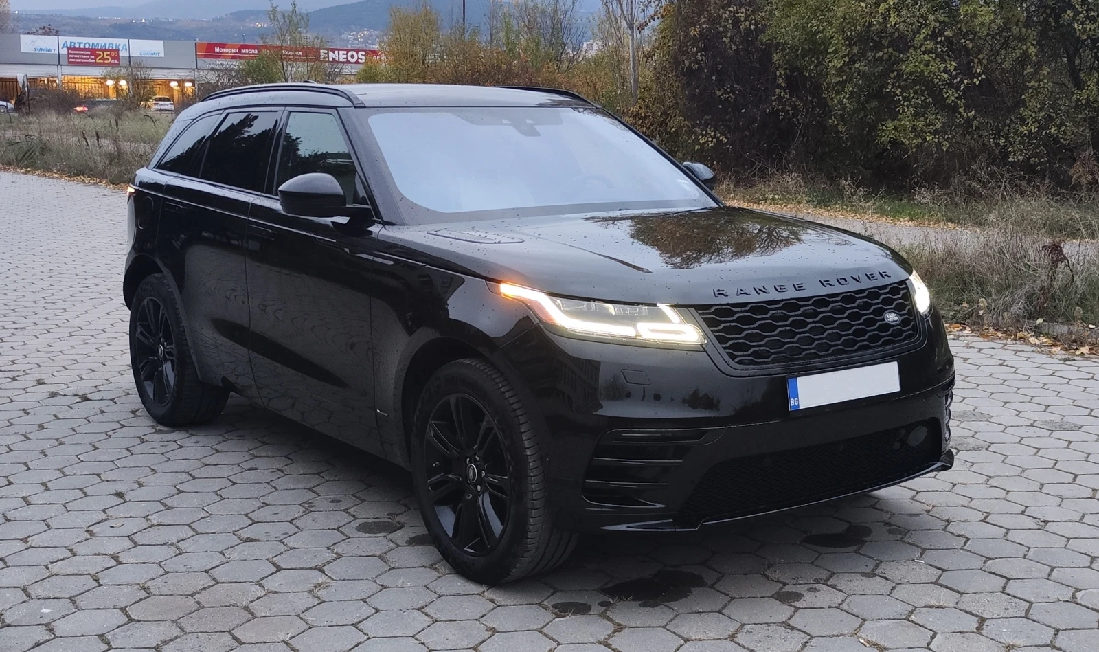Land Rover Range Rover Evoque Velar 75000KM R-Dynamic - изображение 2 | Auto.bg Land Rover Range Rover Evoque Velar 75000KM R-Dynamic - изображение 2