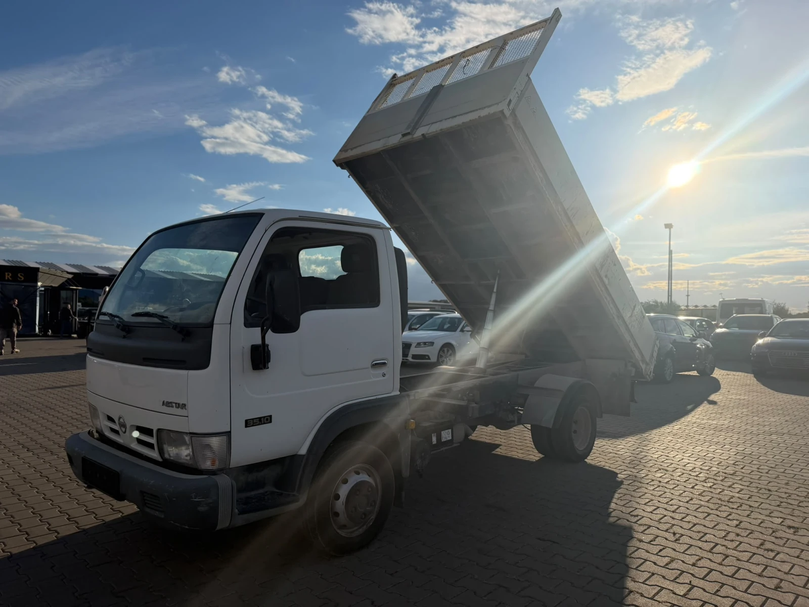 Nissan Kabstar / 3.0D / 3.5T / САМОСВАЛ / | Auto.bg — изображение 1 Nissan Kabstar / 3.0D / 3.5T / САМОСВАЛ / | Auto.bg — изображение 1