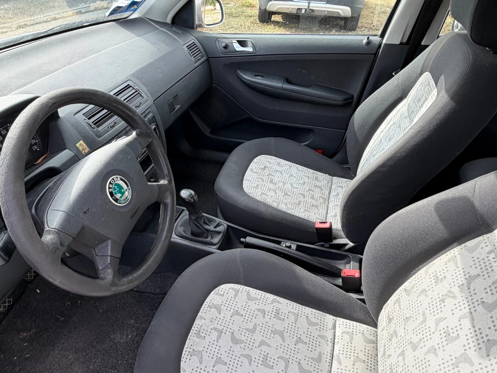 Skoda Fabia 1.4 TDI - изображение 10 | Auto.bg Skoda Fabia 1.4 TDI - изображение 10