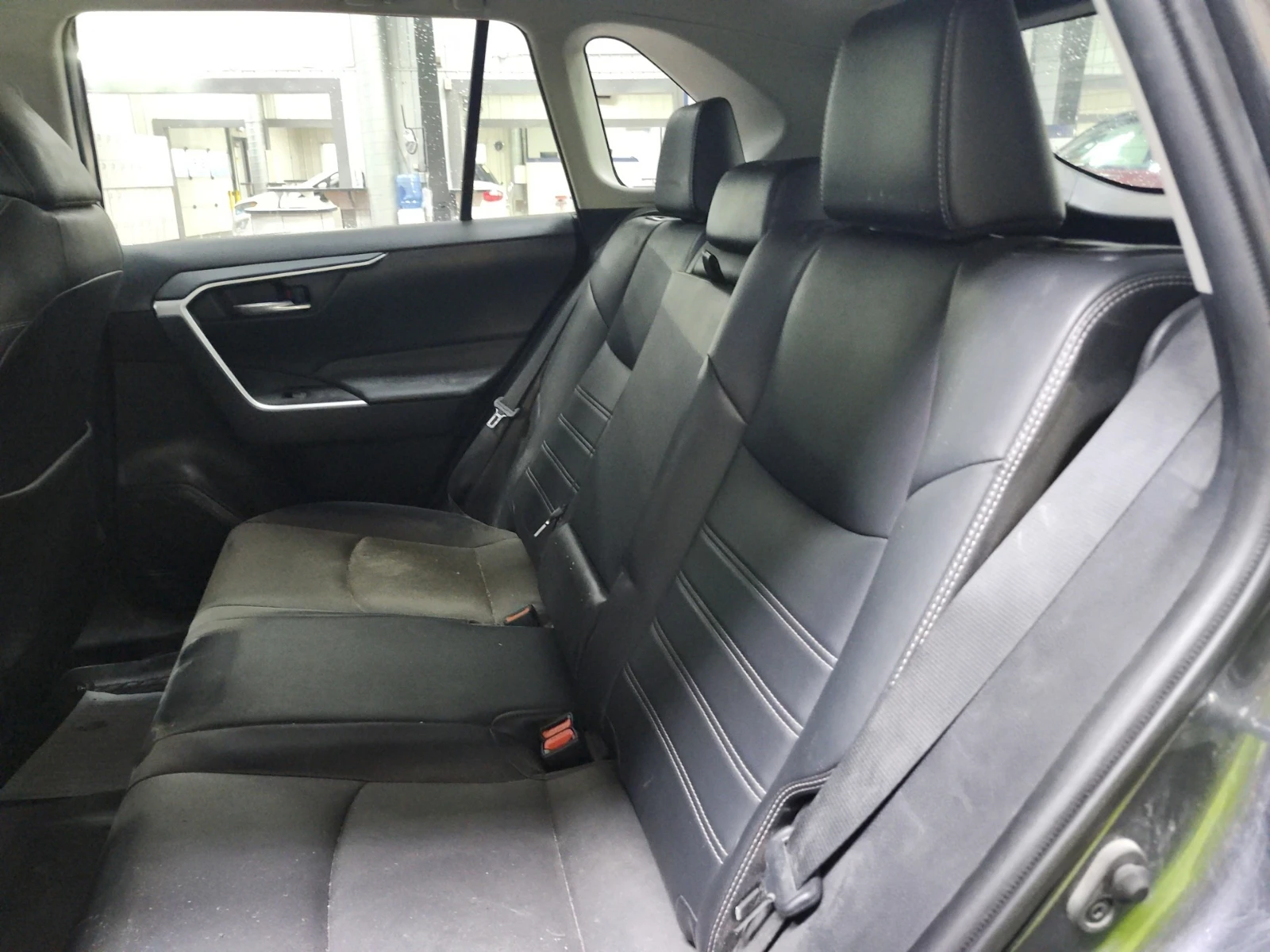 Toyota Rav4 * CARFAX * БЕЗ ПЪРВОНАЧАЛНА ВНОСКА - изображение 8 | Auto.bg Toyota Rav4 * CARFAX * БЕЗ ПЪРВОНАЧАЛНА ВНОСКА - изображение 8