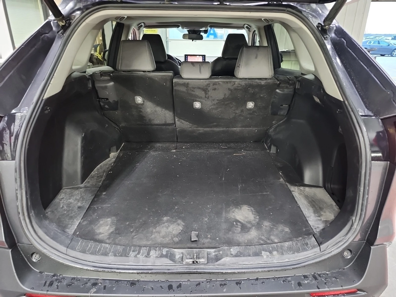 Toyota Rav4 * CARFAX * БЕЗ ПЪРВОНАЧАЛНА ВНОСКА - изображение 9 | Auto.bg Toyota Rav4 * CARFAX * БЕЗ ПЪРВОНАЧАЛНА ВНОСКА - изображение 9