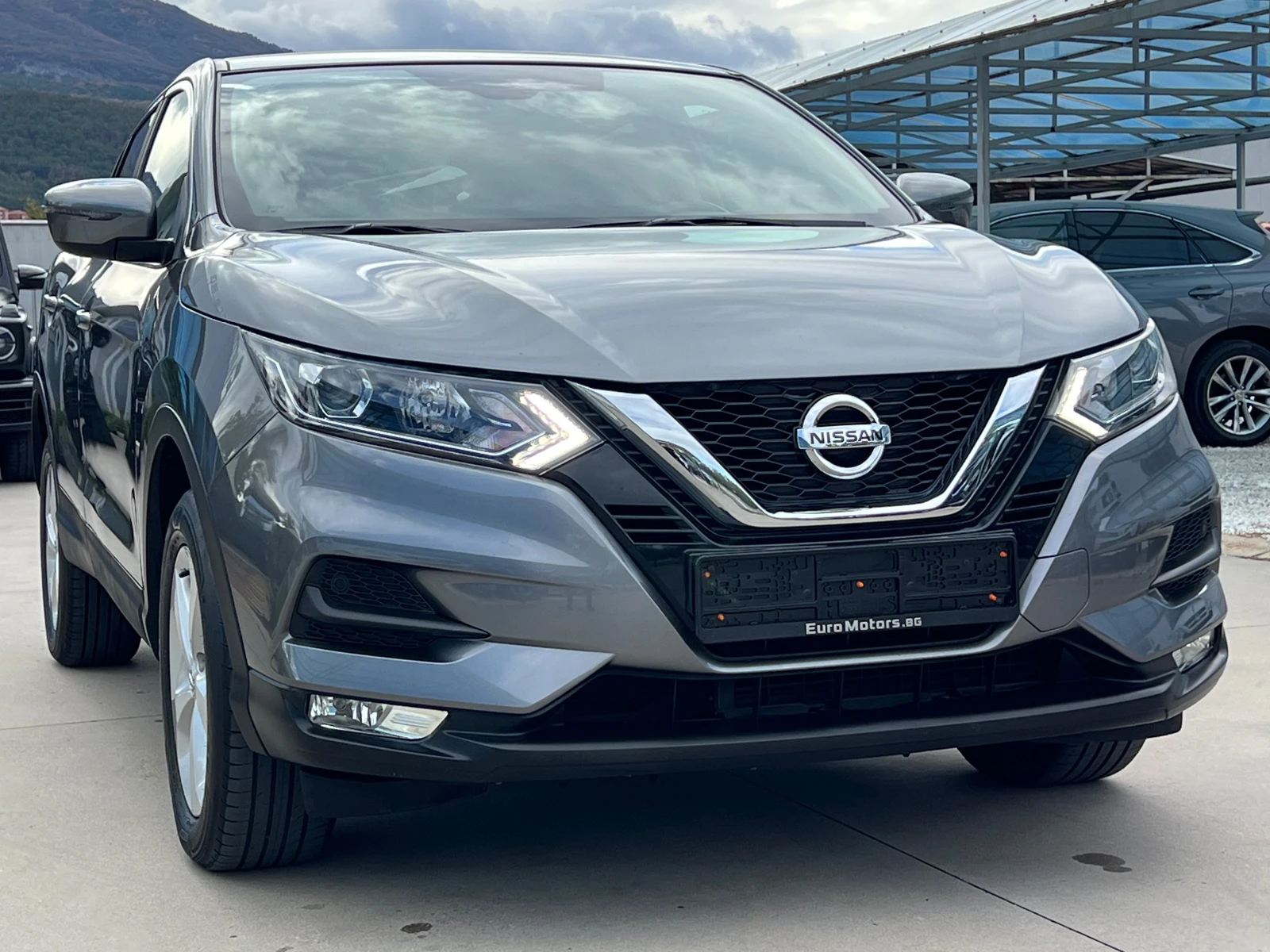 Nissan Qashqai 1.5DCI, ПЪЛНА СЕРВ. ИСТОРИЯ+ ФАКТУРИ-КАТО НОВ!!! - изображение 3 | Auto.bg Nissan Qashqai 1.5DCI, ПЪЛНА СЕРВ. ИСТОРИЯ+ ФАКТУРИ-КАТО НОВ!!! - изображение 3