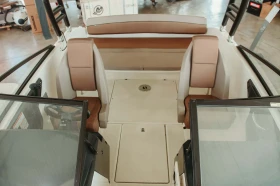 Моторна яхта Quicksilver 605 Bowrider | Auto.bg — изображение 5 Моторна яхта Quicksilver 605 Bowrider | Auto.bg — изображение 5