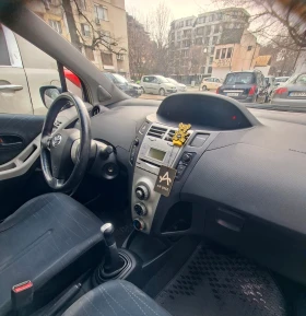 Toyota Yaris 1.3VVT-i - 3500 € / 6845.40 лв. - 39458109 5 | Car24.bg Toyota Yaris 1.3VVT-i - 3500 € / 6845.40 лв. - 39458109 5