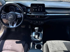 Kia Forte * IVT * CARFAX * ПАНО * KEYLESS * ПОДГРЕВИ | Auto.bg — изображение 9 Kia Forte * IVT * CARFAX * ПАНО * KEYLESS * ПОДГРЕВИ | Auto.bg — изображение 9