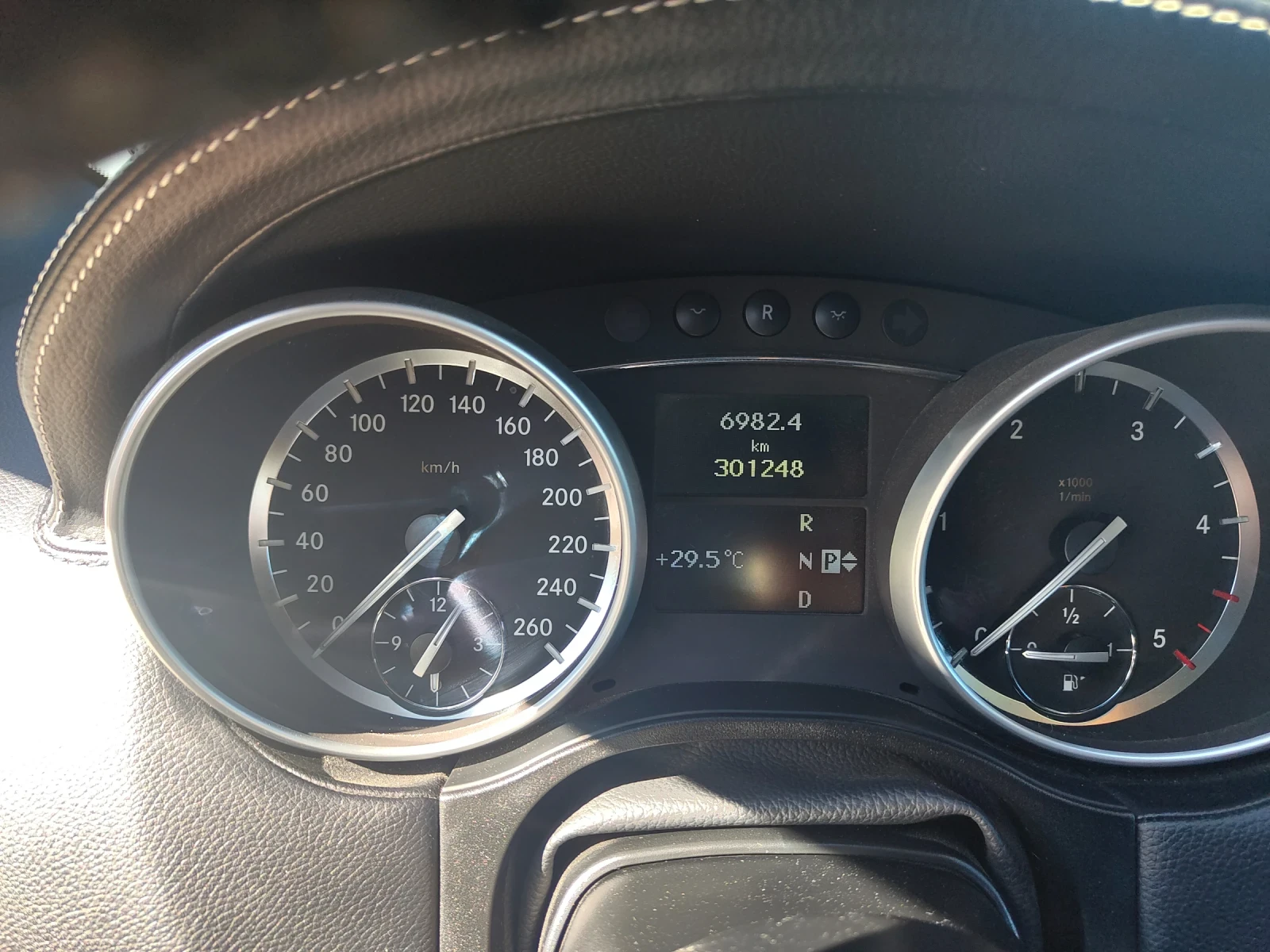 Mercedes-Benz ML 300 3000 дизел - изображение 6 | Auto.bg Mercedes-Benz ML 300 3000 дизел - изображение 6