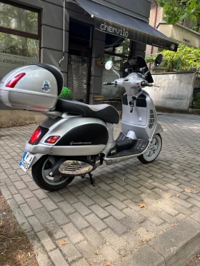 Vespa GTS 200 GT | Auto.bg — изображение 4 Vespa GTS 200 GT | Auto.bg — изображение 4