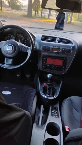 Seat Leon Хечбек | Auto.bg — изображение 15 Seat Leon Хечбек | Auto.bg — изображение 15