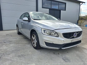 Снимка Volvo S60