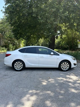 Opel Astra 1.6 CDTI Гаранция + сервизна книжка | Auto.bg — изображение 4 Opel Astra 1.6 CDTI Гаранция + сервизна книжка | Auto.bg — изображение 4