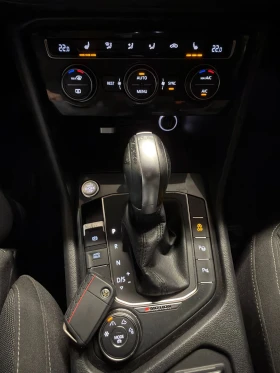 VW Tiguan Highline 2.0 TDI 4MOTION BMT - 46900 лв. / 23979.59 € - 89940677 11 | Car24.bg VW Tiguan Highline 2.0 TDI 4MOTION BMT - 46900 лв. / 23979.59 € - 89940677 11