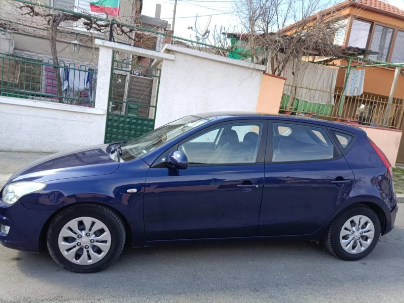 Hyundai I30 CRDI - 2800 € / 5476.32 лв. - 76237030 1 | Car24.bg Hyundai I30 CRDI - 2800 € / 5476.32 лв. - 76237030 1