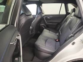 Toyota Rav4 * HYBRID XSE * CARFAX * | Auto.bg — изображение 11 Toyota Rav4 * HYBRID XSE * CARFAX * | Auto.bg — изображение 11
