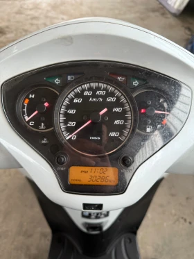 Honda Sh 300i | Auto.bg — изображение 6 Honda Sh 300i | Auto.bg — изображение 6