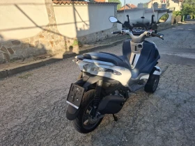 Piaggio Mp3 300 i | Auto.bg — изображение 4 Piaggio Mp3 300 i | Auto.bg — изображение 4