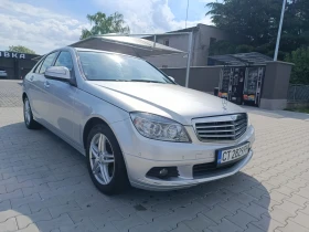 Снимка Mercedes-Benz 220