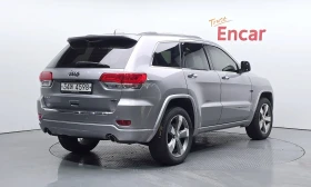 Jeep Grand cherokee OVERLAND 4x4| ВЪЗДУХ| ПОДГРЕВ| ОБДУХВАНЕ| ДИСТРОНИ | Auto.bg — изображение 2 Jeep Grand cherokee OVERLAND 4x4| ВЪЗДУХ| ПОДГРЕВ| ОБДУХВАНЕ| ДИСТРОНИ | Auto.bg — изображение 2