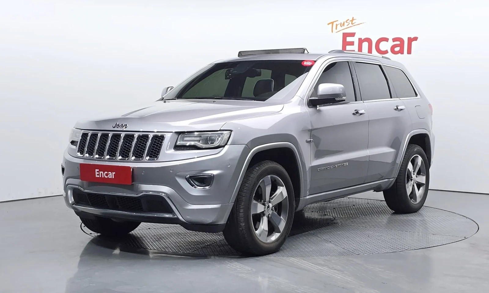 Jeep Grand cherokee OVERLAND 4x4| ВЪЗДУХ| ПОДГРЕВ| ОБДУХВАНЕ| ДИСТРОНИ | Auto.bg — изображение 1 Jeep Grand cherokee OVERLAND 4x4| ВЪЗДУХ| ПОДГРЕВ| ОБДУХВАНЕ| ДИСТРОНИ | Auto.bg — изображение 1