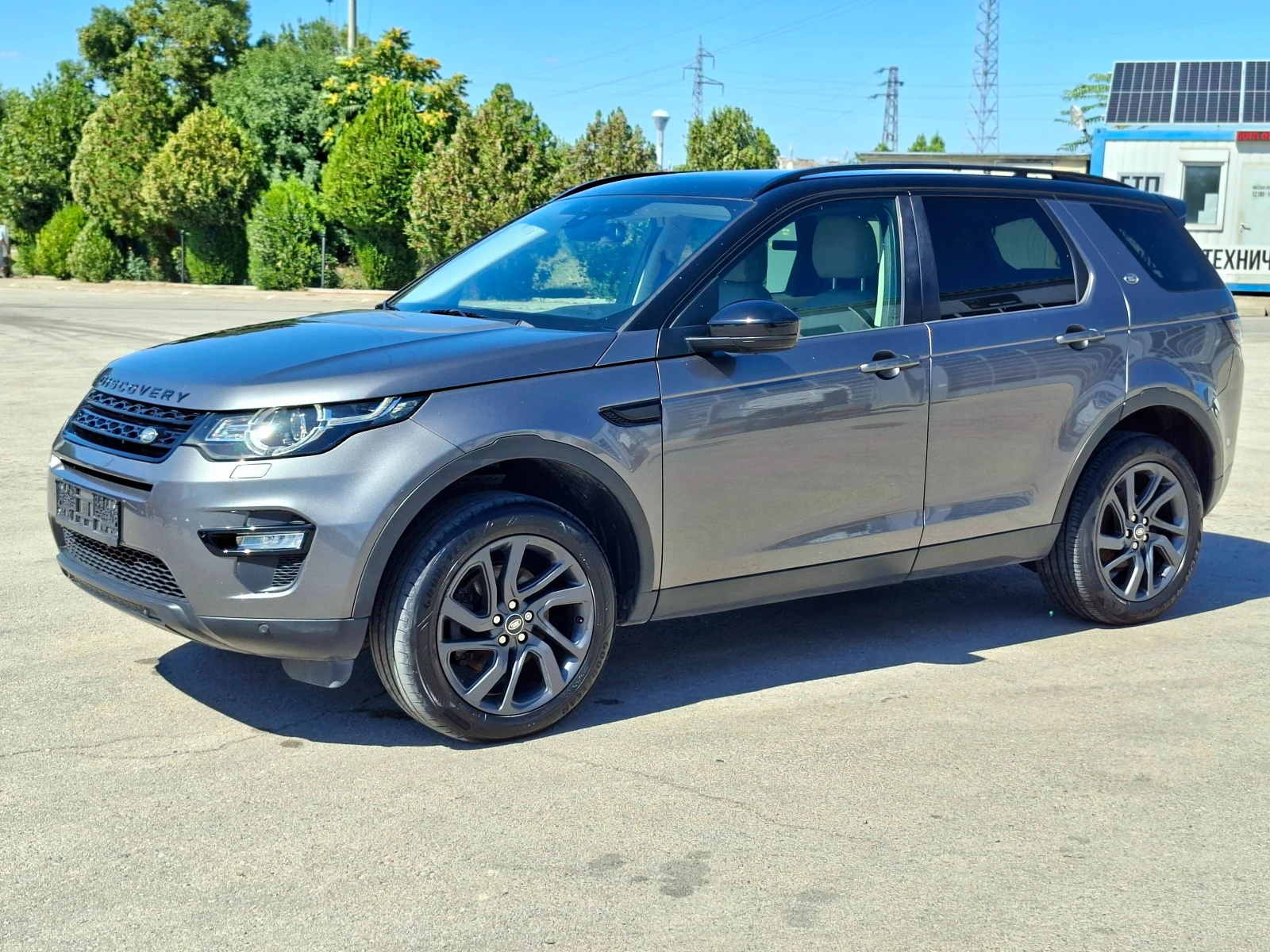 Land Rover Discovery Sport 2.0TD4 180к.с. F1* LUXURY EDITION* MERIDIAN* ПАНОР | Auto.bg — изображение 1 Land Rover Discovery Sport 2.0TD4 180к.с. F1* LUXURY EDITION* MERIDIAN* ПАНОР | Auto.bg — изображение 1