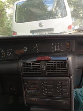 Lancia Delta 1.6 газ/бензин 103кс | Auto.bg — изображение 14 Lancia Delta 1.6 газ/бензин 103кс | Auto.bg — изображение 14