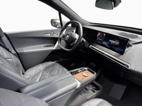 BMW iX xDRIVE/40/326HP/SPORT/HUD/SKY LOUNGE/PRO/360/519z | Auto.bg — изображение 11 BMW iX xDRIVE/40/326HP/SPORT/HUD/SKY LOUNGE/PRO/360/519z | Auto.bg — изображение 11