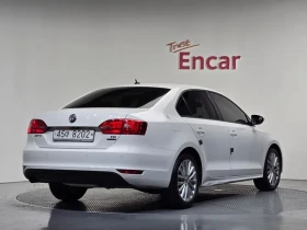VW Jetta 1.6 TDI BLUEMOTION - 6465 € / 12644.44 лв. - 89962917 2 | Car24.bg VW Jetta 1.6 TDI BLUEMOTION - 6465 € / 12644.44 лв. - 89962917 2