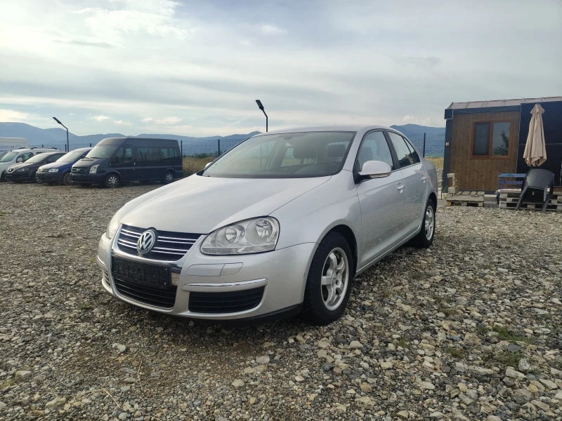 VW Jetta 1.6 i 102 - 2900 € / 5671.91 лв. - 44365486 1 | Car24.bg VW Jetta 1.6 i 102 - 2900 € / 5671.91 лв. - 44365486 1
