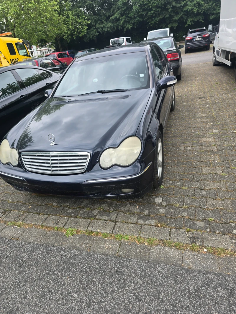 Mercedes-Benz C 240 LPG Газова уредба - 2550 € / 4987.37 лв. - 23154423 1 | Car24.bg Mercedes-Benz C 240 LPG Газова уредба - 2550 € / 4987.37 лв. - 23154423 1