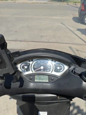 Yamaha X-max 250i | Auto.bg — изображение 8 Yamaha X-max 250i | Auto.bg — изображение 8