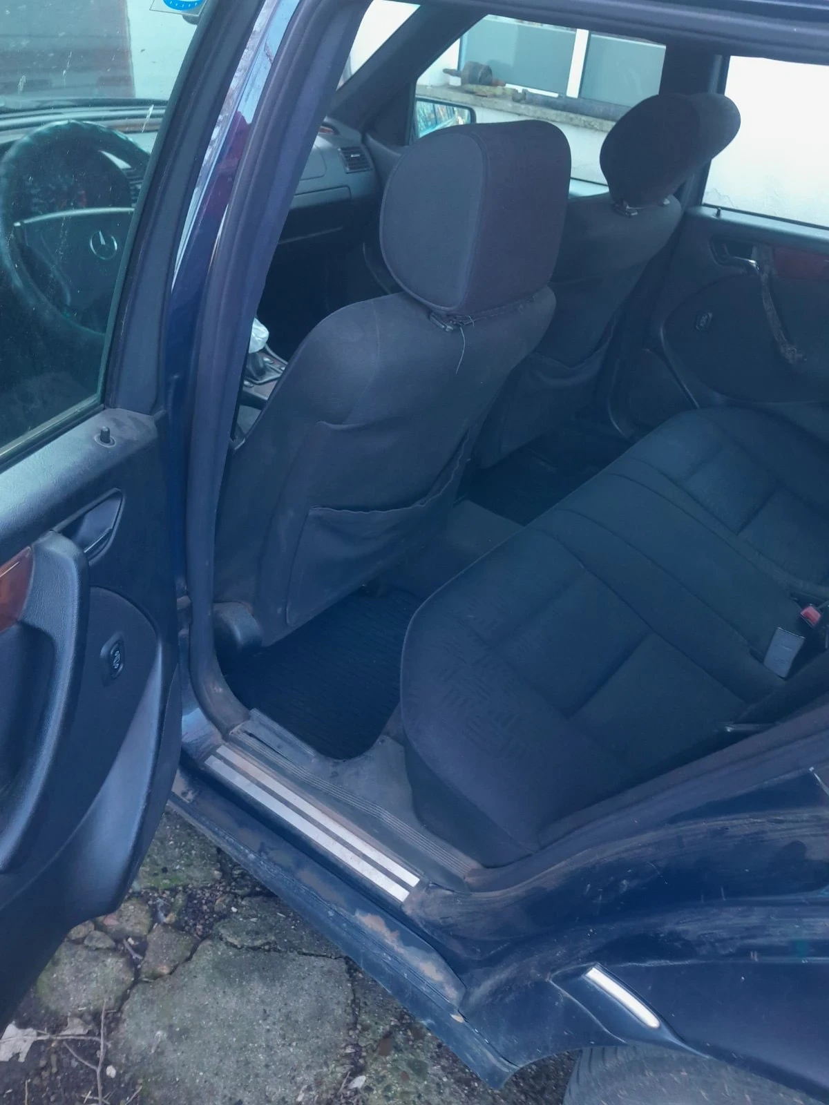 Mercedes-Benz C 220  - изображение 7 | Auto.bg Mercedes-Benz C 220  - изображение 7