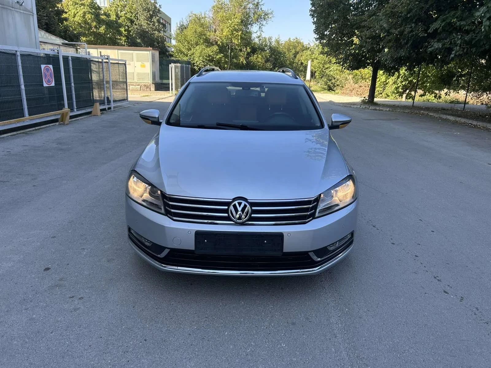 VW Passat 2.0 TDI 140кс НАВИГАЦИЯ | Auto.bg — изображение 1 VW Passat 2.0 TDI 140кс НАВИГАЦИЯ | Auto.bg — изображение 1