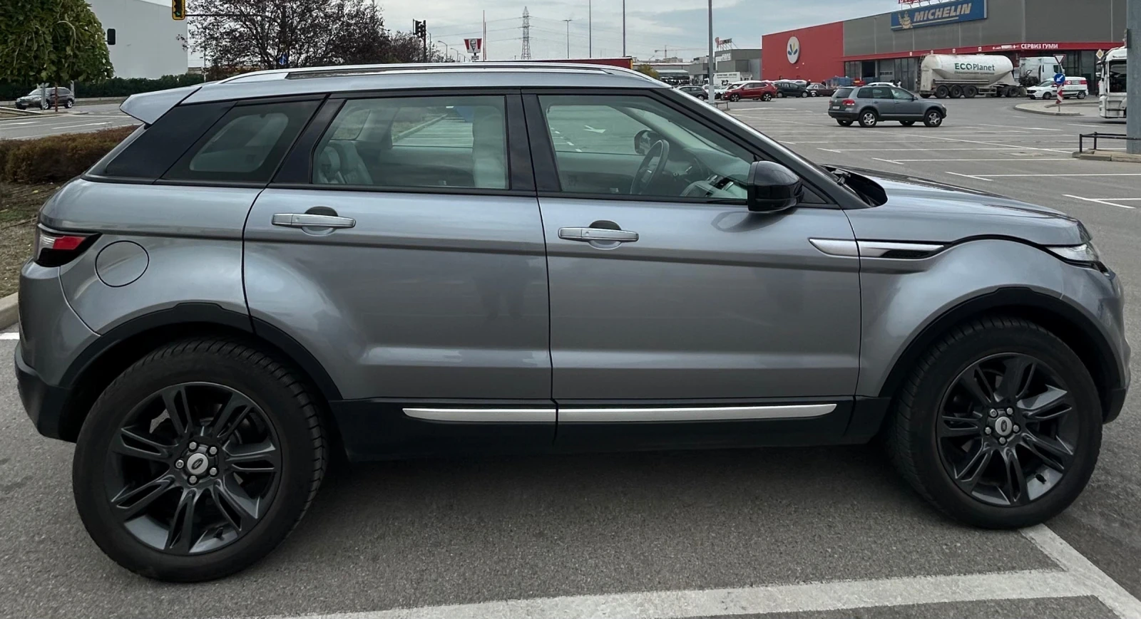 Land Rover Range Rover Evoque 2.2SD4 4x4 190 к.с - изображение 5 | Auto.bg Land Rover Range Rover Evoque 2.2SD4 4x4 190 к.с - изображение 5