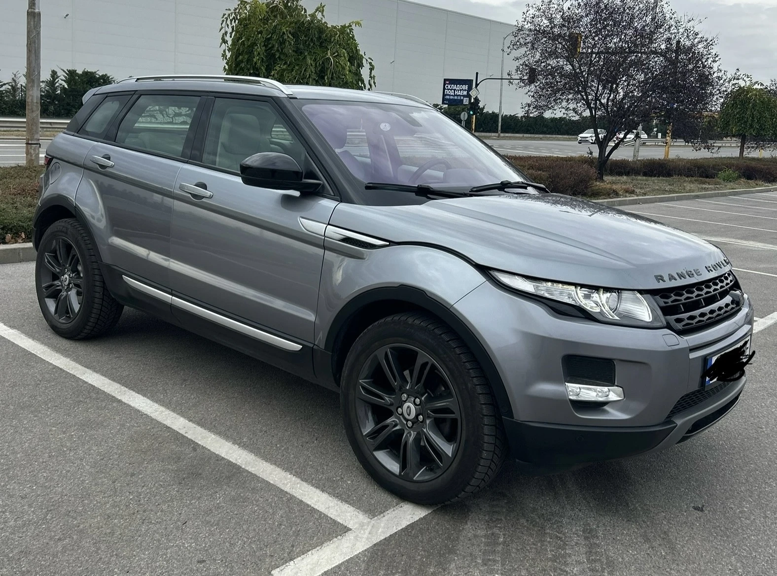 Land Rover Range Rover Evoque 2.2SD4 4x4 190 к.с - изображение 2 | Auto.bg Land Rover Range Rover Evoque 2.2SD4 4x4 190 к.с - изображение 2