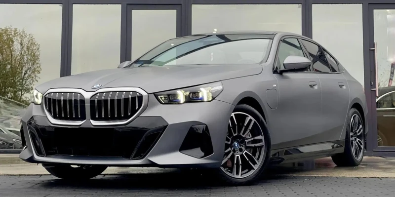 BMW 550 e xDrive M-Sport Plug-In Hybrid - 59998 € - 20834415 1 | Car24.bg BMW 550 e xDrive M-Sport Plug-In Hybrid - 59998 € - 20834415 1