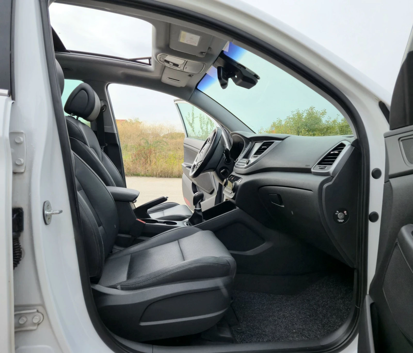 Hyundai Tucson FULL 2.0 136кс.PANORAMA 2017г. - изображение 10 | Auto.bg Hyundai Tucson FULL 2.0 136кс.PANORAMA 2017г. - изображение 10